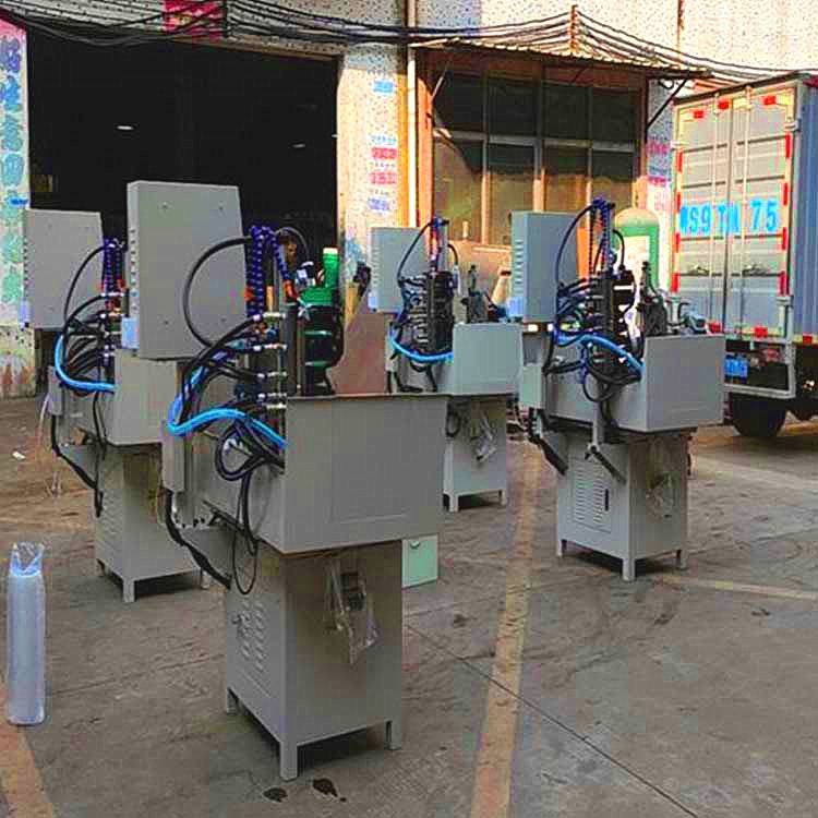 �n���~���^ȫ�Ԅ�(d��ng)㊱�C